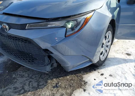 2022 Toyota Corolla Le z USA, uszkodzony, nr VIN JTDEPMAE7N3001218